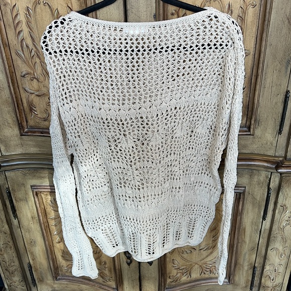 Beachlunchlounge Tatiana Crochet Sweater - Picture 4 of 10